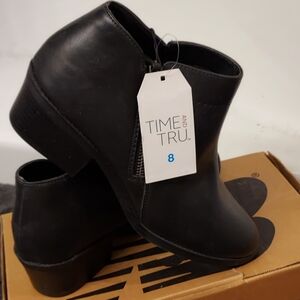 Time and Tru Black Ankle Booties with Chunky Heel, Size 8, Never Worn